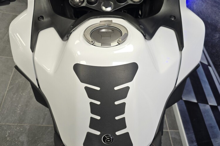 HONDA NT1100