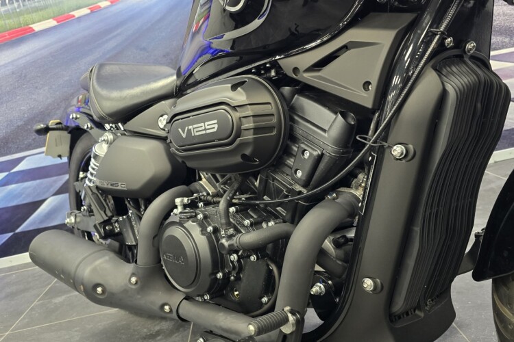 KEEWAY RKV 125