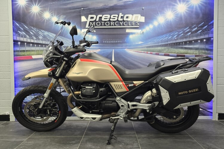 MOTO GUZZI V85