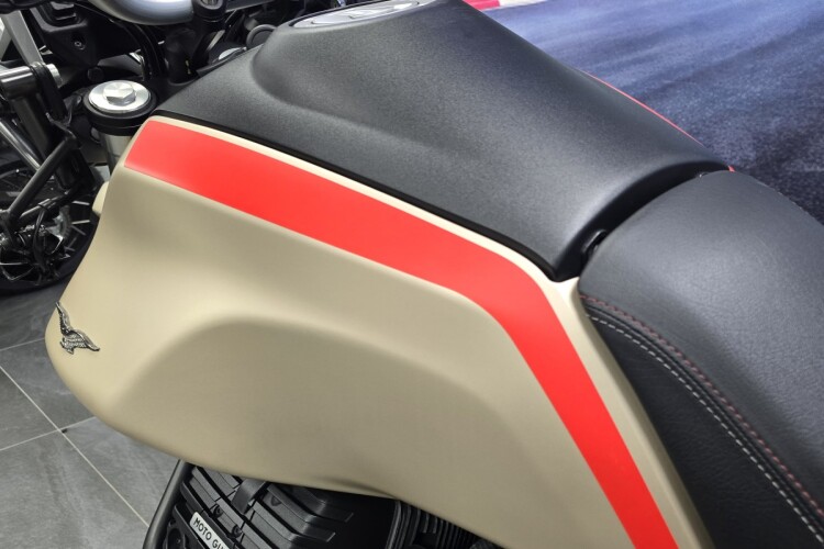 MOTO GUZZI V85