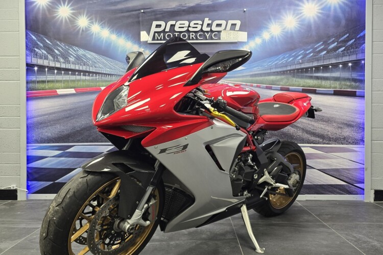 MV AGUSTA F3 800