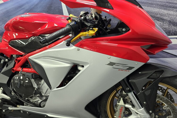 MV AGUSTA F3 800