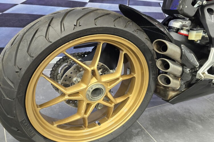 MV AGUSTA F3 800