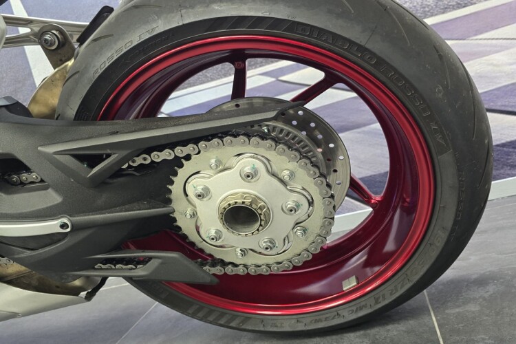 QJ MOTOR SRK 921 RR