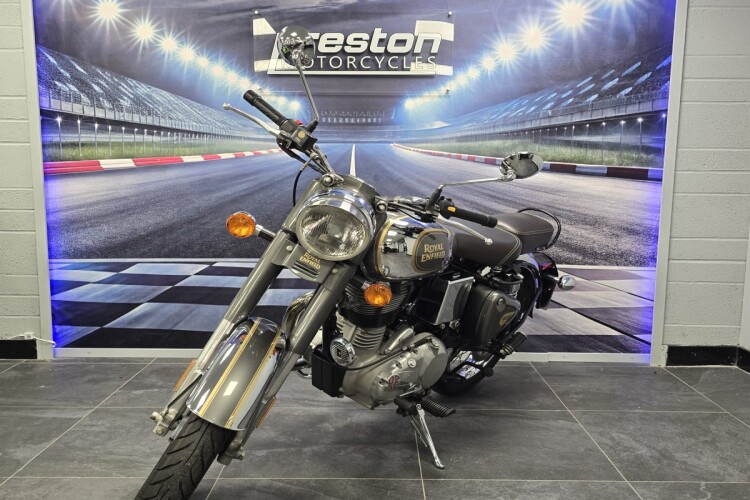 ROYAL ENFIELD CLASSIC CHROME