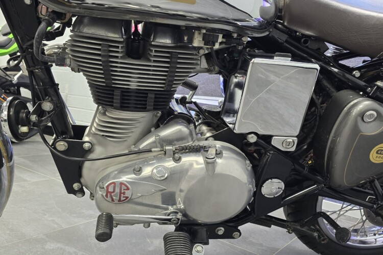 ROYAL ENFIELD CLASSIC CHROME