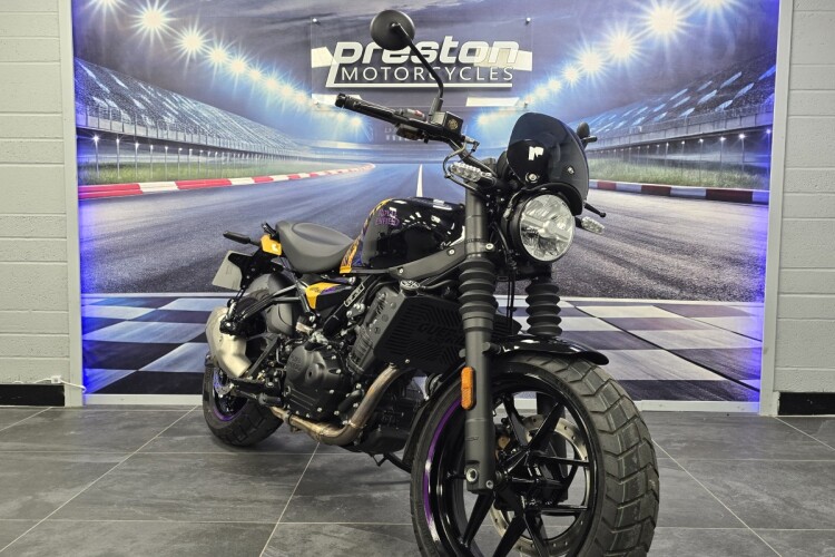 ROYAL ENFIELD GUERRILLA 450