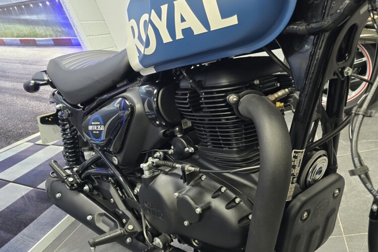 ROYAL ENFIELD HUNTER 350