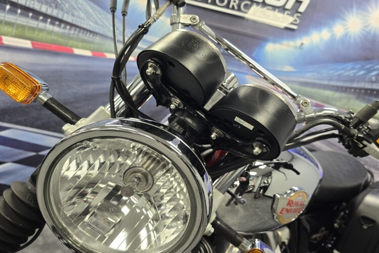 ROYAL ENFIELD INTERCEPTOR