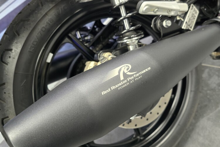 ROYAL ENFIELD INTERCEPTOR 650