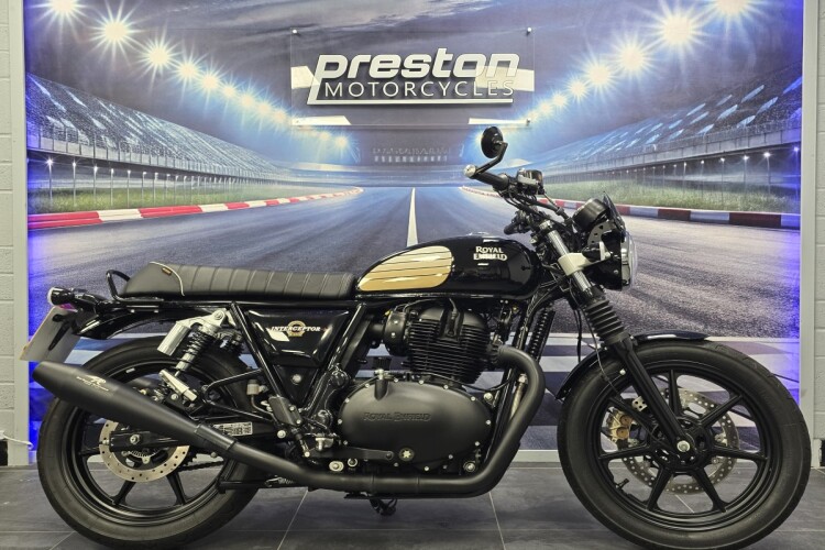ROYAL ENFIELD INTERCEPTOR 650