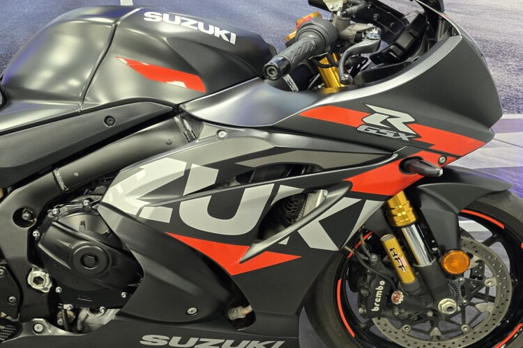 SUZUKI GSX-R1000R