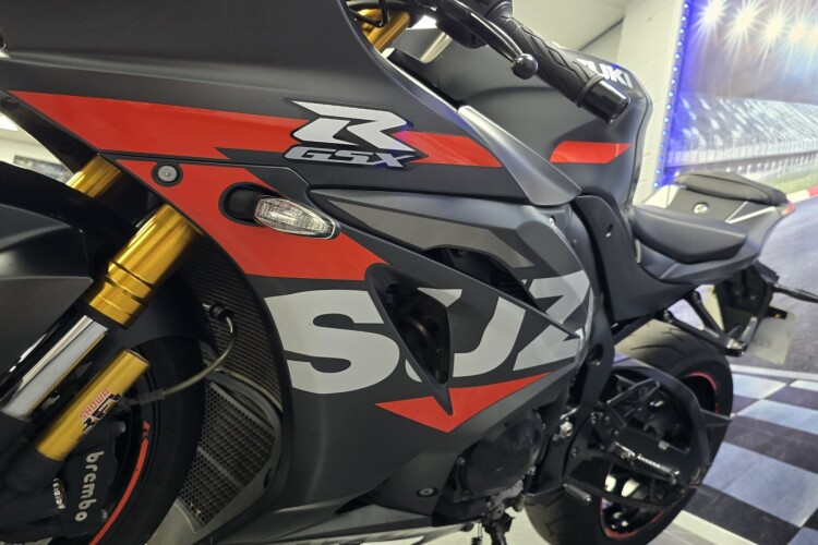 SUZUKI GSX-R1000R