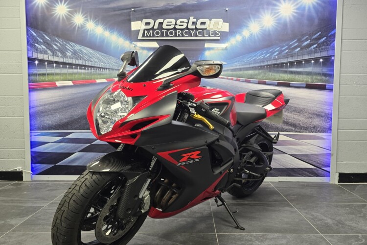 SUZUKI GSX-R600