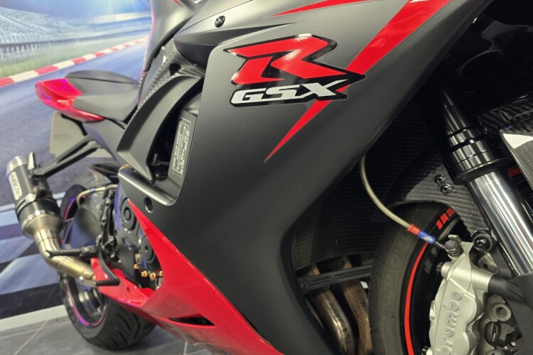 SUZUKI GSX-R600