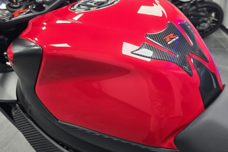 SUZUKI GSX-R600