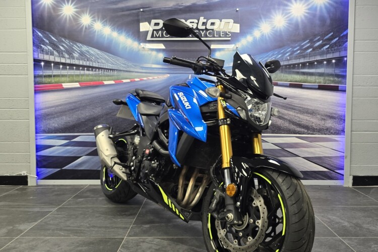 SUZUKI GSX-S750