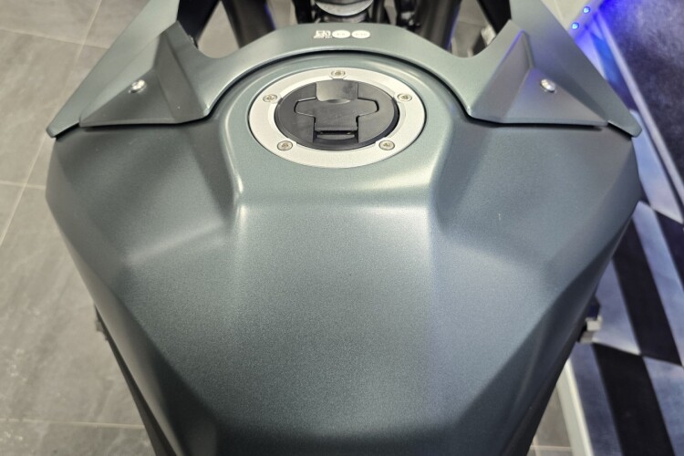SUZUKI V-STROM 800