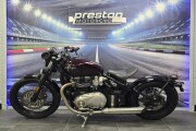 TRIUMPH BOBBER