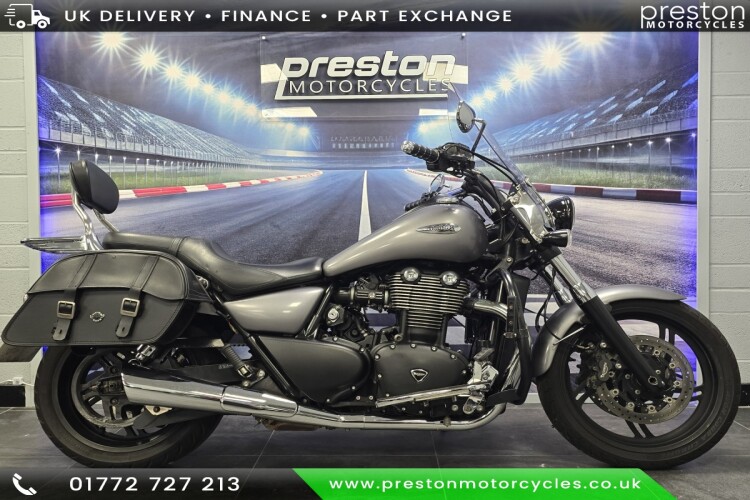TRIUMPH THUNDERBIRD