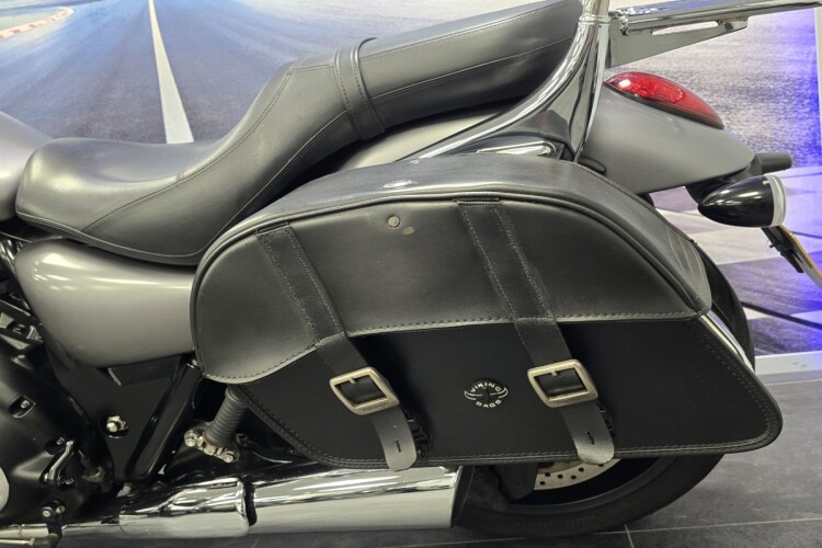 TRIUMPH THUNDERBIRD