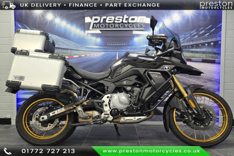 VOGE DS900X