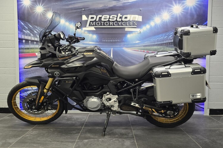 VOGE DS900X