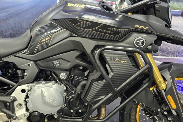 VOGE DS900X