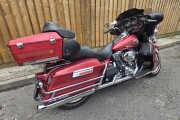 HARLEY-DAVIDSON TOURING