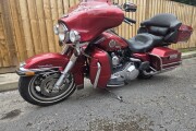 HARLEY-DAVIDSON TOURING