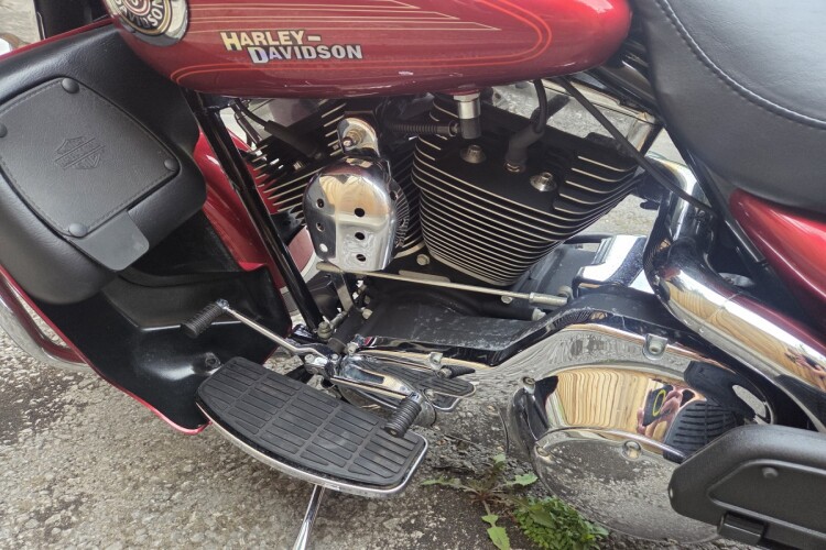 HARLEY-DAVIDSON TOURING