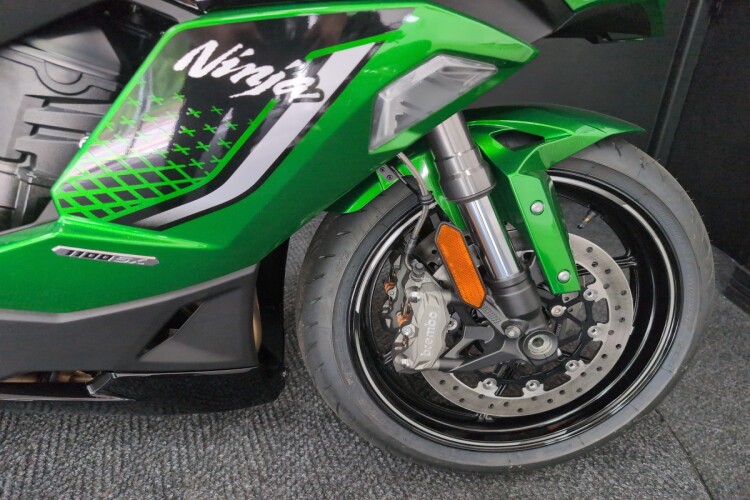 KAWASAKI NINJA 1100 SX