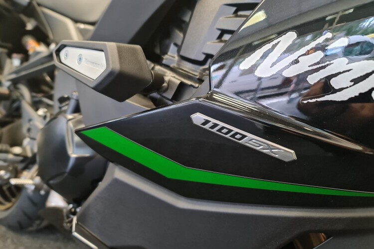 KAWASAKI NINJA 1100 SX SE