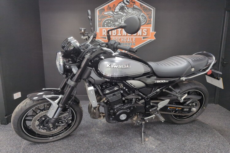 KAWASAKI Z900 RS
