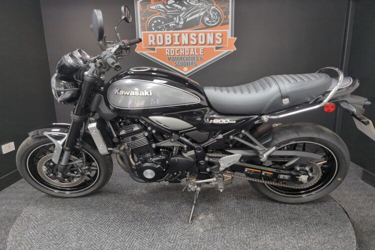 KAWASAKI Z900 RS