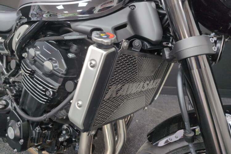 KAWASAKI Z900 RS