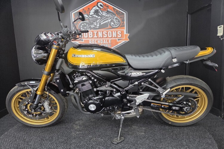 KAWASAKI Z900 RS SE