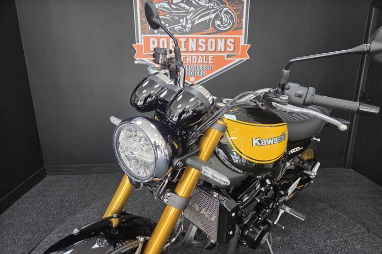 KAWASAKI Z900 RS SE