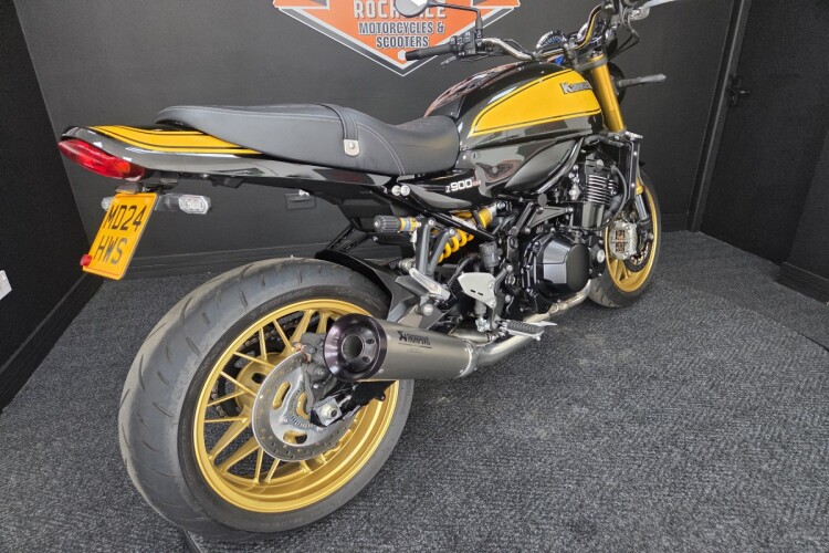 KAWASAKI Z900 RS SE