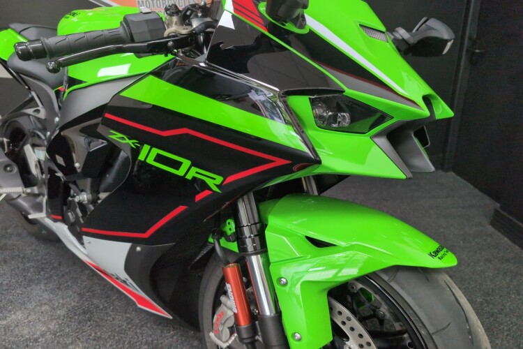 KAWASAKI ZX-10R