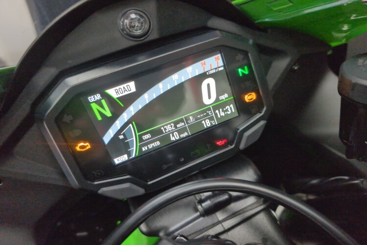 KAWASAKI ZX-10R