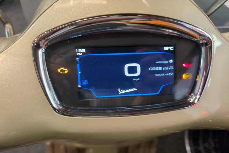 PIAGGIO VESPA GTS