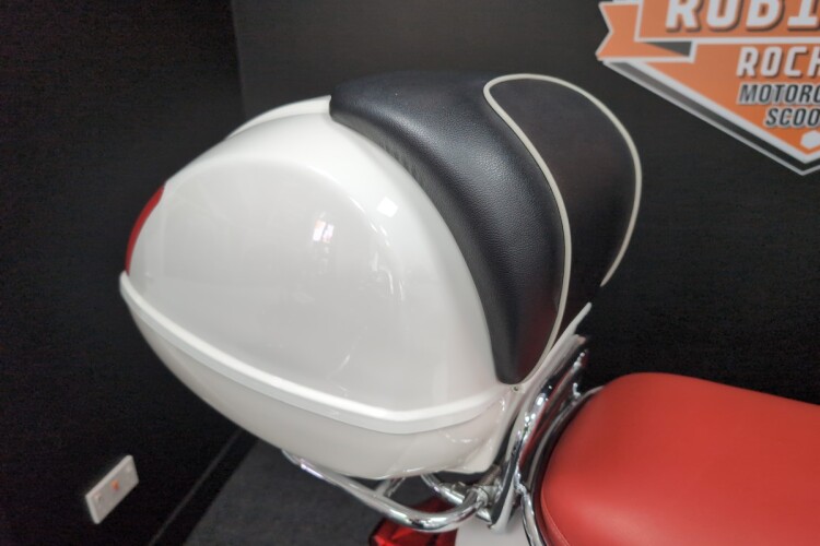 PIAGGIO VESPA GTS