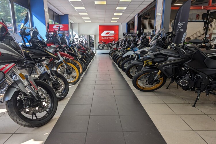 2024 ROYAL ENFIELD CONTINENTAL GT 650, Blue - photo 14