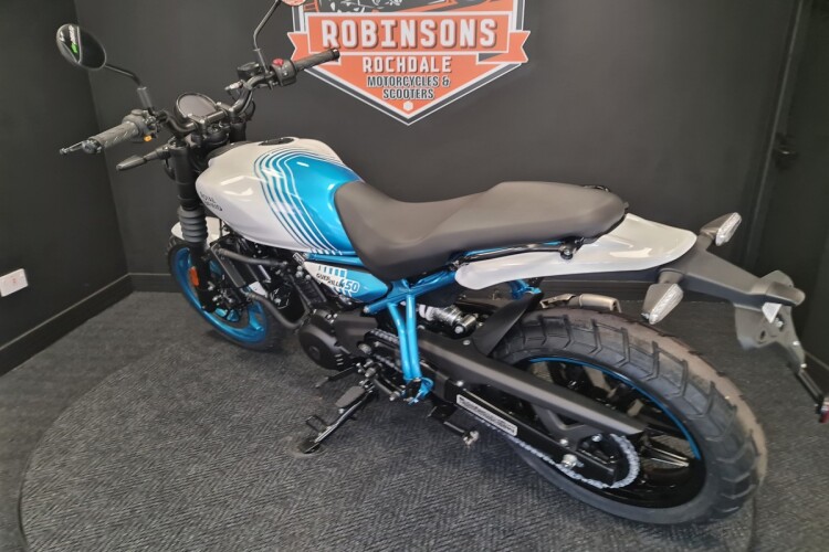 ROYAL ENFIELD GUERRILLA 450