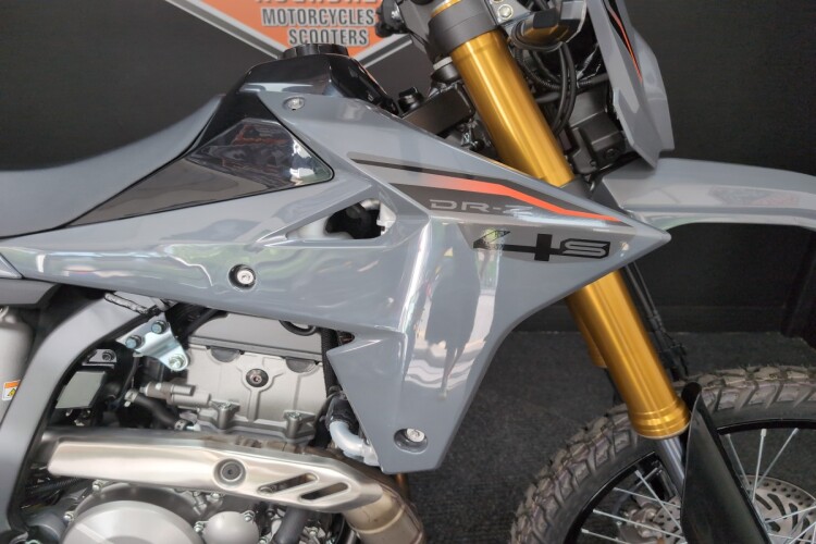 SUZUKI DR-Z400