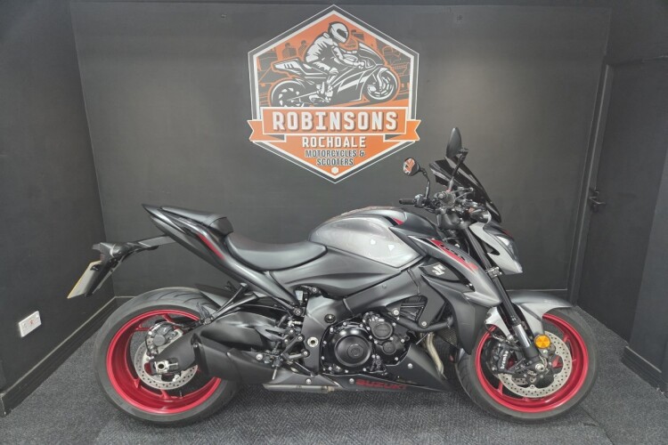 SUZUKI GSX-S1000