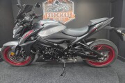 SUZUKI GSX-S1000
