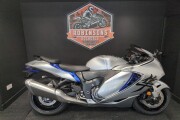SUZUKI GSX1300R HAYABUSA