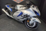 SUZUKI GSX1300R HAYABUSA